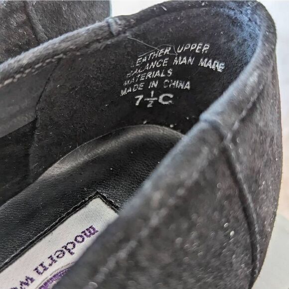 NIB VTG Modern Women Slip On Loafers Shoes Suede Close Toe Black 7.5 - Picture 12 of 12